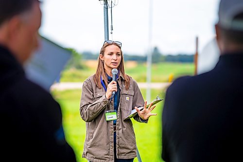 NIC ADAM / FREE PRESS
Emili Innovation Farms manager Leanne Koroscil gives a presentation on various sensors designed to show farmers how their fields are doing remotely at Innovation Farms Tuesday.
240826 - Monday, August 26, 2024.

Reporter: Gabby