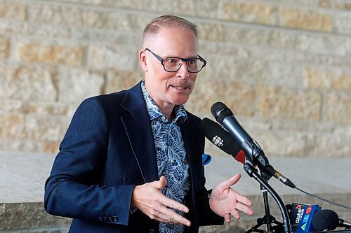 MIKE DEAL / FREE PRESS
Justin Rempel, lead negotiator, MSBA, speaks during the signing of the first ever provincial bargaining agreement between teachers and school boards in Manitoba at an event held at the CMHR Tuesday morning.
See Maggie Macintosh story
240827 - Tuesday, August 27, 2024.