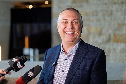 MIKE DEAL / FREE PRESS
Nathan Martindale, president of the MTS, speaking during the signing of the first ever provincial bargaining agreement between teachers and school boards in Manitoba at an event held at the CMHR Tuesday morning.
See Maggie Macintosh story
240827 - Tuesday, August 27, 2024.