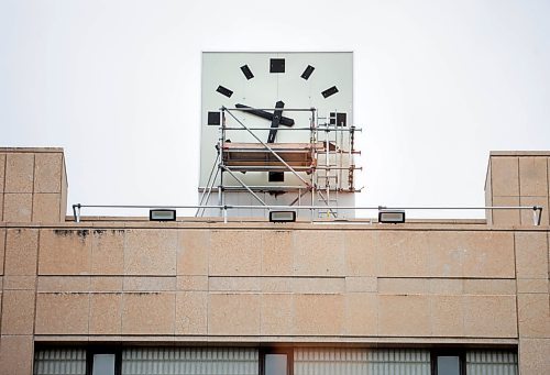 Ruth Bonneville /Free Press

Local - City Hall clock

The City Hall Clock on top of the Susan Thompson Building, overlooking the courtyard at City Hall has scaffolding on ti due to repair work.

See story. 


Aug 27th, 2024