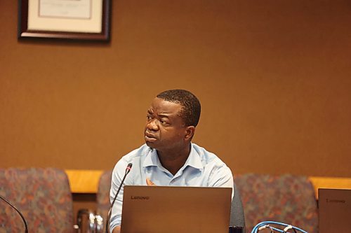 BSD trustee Calistus Ekenna asks about the current trends in student behaviour during the board's regular meeting on Monday. (Abiola Odutola/The Brandon Sun)