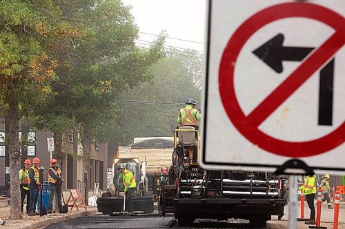 28082024
Road repaving work continues on Princess Avenue between 9th Street and 10th Street on Wednesday. (Tim Smith/The Brandon Sun)