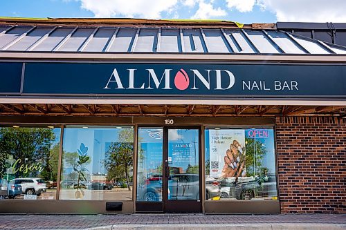 NIC ADAM / FREE PRESS
Almond Nail Bar is expanding across Canada. It's opened its flagship store in St. Vital, which is its biggest yet.
240830 - Friday, August 30, 2024.

Reporter: Gabby