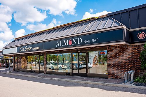 NIC ADAM / FREE PRESS
Almond Nail Bar is expanding across Canada. It's opened its flagship store in St. Vital, which is its biggest yet.
240830 - Friday, August 30, 2024.

Reporter: Gabby