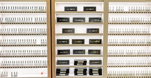 NIC ADAM / FREE PRESS
Almond Nail Bar polishes and acrylics line the shelves of the company&#x2019;s flagship store in St. Vital, which is its biggest yet.
240830 - Friday, August 30, 2024.

Reporter: Gabby