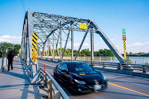 NIC ADAM / FREE PRESS
Family and supporters block off the Harry Lazarenko Bridge Friday evening after Doris Porter was struck and killed on the bridge on August 10th. 
240830 - Friday, August 30, 2024.

Reporter: Jura