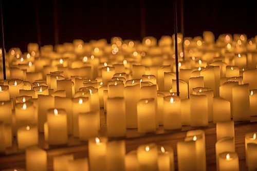 BROOK JONES / FREE PRESS
Candles are pictured on stage during A Tribute To Coldplay as part of the Fever Candlelight Series at the Winnipeg Art Gallery in Winnipeg, Man., Friday, Aug. 30, 2024. Musicians from the Listeso Music Group which included Elation Pauls on violin, Chris Anstey on fiddle, Elise Lavall&#xe9;e on viloa and Samuel Nadurak on cello performed 11 songs during a 65 minute program.