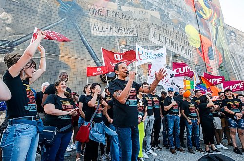 JOHN WOODS / WINNIPEG FREE PRESS
Manitoba NDP leader and premier Wab Kinew speaks at the Winnipeg Labour Council&#x2019;s Labour Day rally and march in Winnipeg Monday, September 2, 2024.

Re: jura