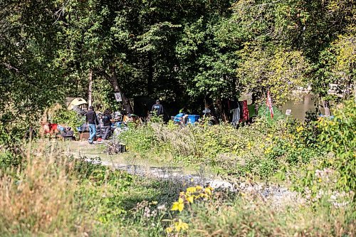 MIKAELA MACKENZIE / WINNIPEG FREE PRESS

The encampment where a police car hit a woman, who later died from her injuries, at Fort Rouge Park on Tuesday, Sept. 3, 2024. 

For Nicole story.
Winnipeg Free Press 2024