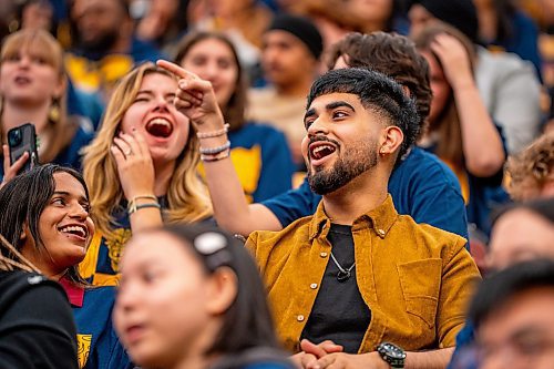 NIC ADAM / FREE PRESS
First year students cheer at the pep rally in the IG Athletic Centre at UofM during their fall orientation Tuesday.
240903 - Tuesday, September 03, 2024.

Reporter:?