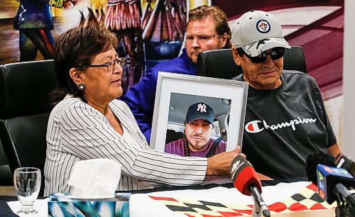 JOHN WOODS / WINNIPEG FREE PRESS
Joanne Sinclair, mother of Aaron Sinclair, and Al Thomas, partner of Joanne Sinclair, speak about Pimicikamak Cree Nation missing  person Aaron Sinclair at Manitoba Keewatinowi Okimakanak (MKO) in Winnipeg Tuesday, September 3, 2024. Sinclair went missing August 20.

Re: ?