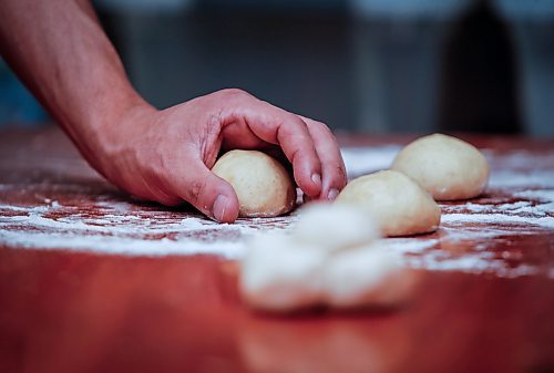 JOHN WOODS / WINNIPEG FREE PRESS
Dylan Gomez, his partner Rydell Enns, and his mother Liliana make some conchas in their kitchen in Winnipeg Tuesday, September 3, 2024. Gomez who learnt how to make the latin american sweet bread breakfast treat from his grandmother and mother sells the creations through his company Concha Craze.

Re: dave