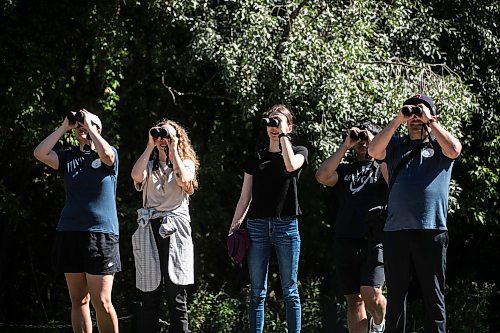 MIKAELA MACKENZIE / WINNIPEG FREE PRESS

The University of Manitoba Indigenous Birding Club on their weekly birding walk on Friday, Aug. 30, 2024. 

For Eva story.
Winnipeg Free Press 2024