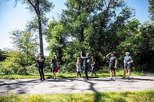 MIKAELA MACKENZIE / WINNIPEG FREE PRESS

The University of Manitoba Indigenous Birding Club on their weekly birding walk in King&#x573; Park on Friday, Aug. 30, 2024. 

For Eva story.
Winnipeg Free Press 2024