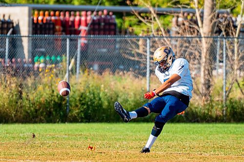 NIC ADAM / FREE PRESS
St. Norbert Celtics&#x2019; Luiz Vasconcelos (#7) plays in a game vs. The St. John&#x2019;s Tigers at North Winnipeg Nomads Minor Football Club.
240905 - Thursday, September 05, 2024.

Reporter:?