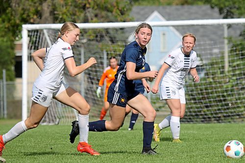 Mackenzie Boyes scored the first goal of the Brandon University Bobcats women's soccer season during a 2-1 win over the Providence Pilots at the Healthy Living Centre field on Saturday. (Thomas Friesen/The Brandon Sun)