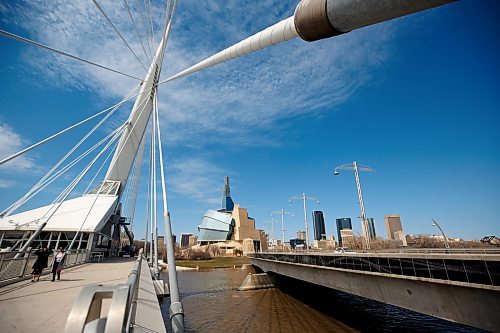 Mike Deal / Winnipeg Free Press
Then/Now
The Downtown skyline taken from the esplanade Riel with the Provencher Bridge in the foreground.
230503 - Wednesday, May 03, 2023.