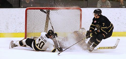 Brandon Wheat Kings defenceman Charlie Elick (7), shown hauling down Caleb Hadland in front of goalie Dylan McFadyen during the Black and Gold game at J&G Homes Arena at the end of training camp, said the experience of getting drafted was a once-in-a-lifetime opportunity. (Perry Bergson/The Brandon Sun)
Sept. 10, 2024