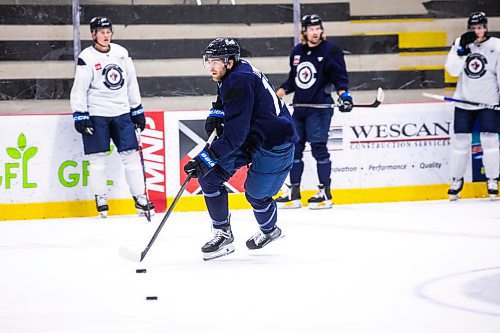 MIKAELA MACKENZIE / WINNIPEG FREE PRESS

Adam Lowry (17) during an informal preseason captain&#x573; skate at the Hockey For All Centre on Tuesday, Sept. 10, 2024. 

For Mike McIntyre story.
Winnipeg Free Press 2024