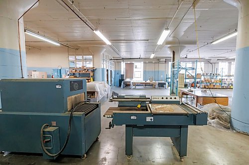 MIKE DEAL / FREE PRESS
Several machines that were used to package snacks.
Nutty Club warehouse and packaging facility at 130 Galt Avenue where everything is getting ready to be put up for auction.
240910 - Tuesday, September 10, 2024.