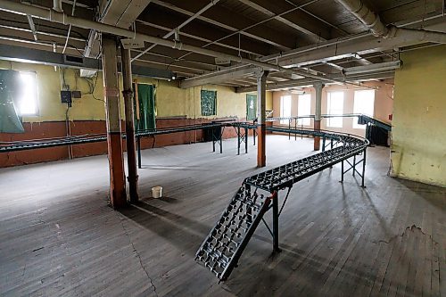 MIKE DEAL / FREE PRESS
Old conveyor belts that would have been lined with employees boxing up items for distribution.
Nutty Club office building at 149 Pioneer Ave, where everything is getting ready to be put up for auction.
240910 - Tuesday, September 10, 2024.