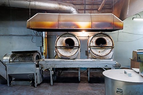 MIKE DEAL / FREE PRESS
Popcorn making machines.
Nutty Club popcorn making facility at 132 Portage Avenue East, where everything is getting ready to be put up for auction.
240910 - Tuesday, September 10, 2024.