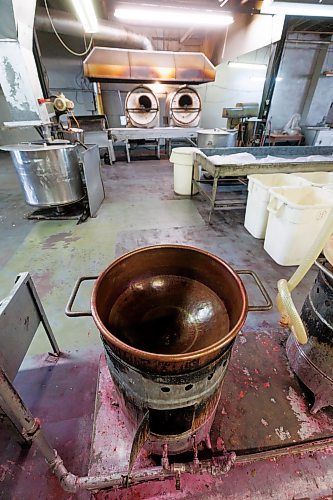 MIKE DEAL / FREE PRESS
A copper bowl that would have been used to pop kernels mixed with pink powder.
Nutty Club popcorn making facility at 132 Portage Avenue East, where everything is getting ready to be put up for auction.
240910 - Tuesday, September 10, 2024.