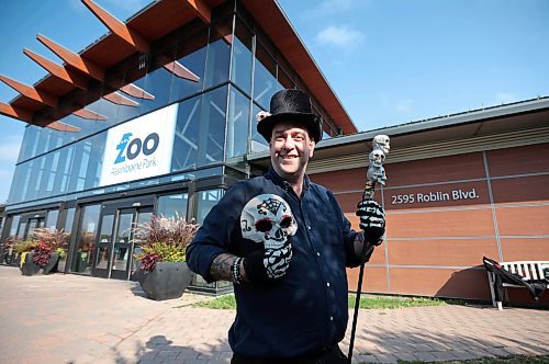 Ruth Bonneville / Free Press

VOLUNTEERS - Boo at Zoon  - Jordon Lanthier

Photo of Jordon Lanthier outside the Zoo entrance  Thursday.  Lanthier volunteers every year at Boo at the Zoo. 

See story by. Aaron

Sept 12th,  2024