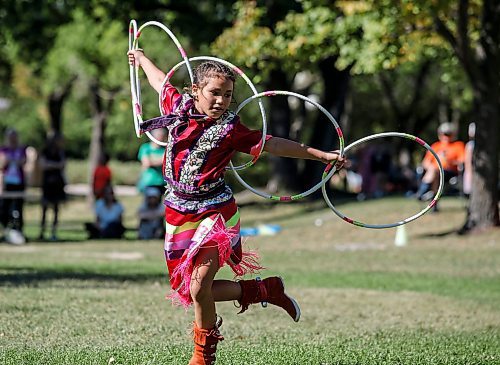 JOHN WOODS / FREE PRESS
Hoop-dancer Makiyah Mason performs at the We Are All Treaty People celebration at the Forks Sunday, September 15, 2024. The event is intended to celebrate the signing of treaties and the relationship between cultures.

Reporter: s/u