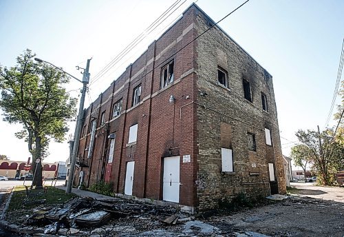 JOHN WOODS / FREE PRESS
Firefighters were called to a building at the corner of Main and Atlantic Sunday, September 15, 2024. Two people were taken to hospital in critical condition

Reporter: s/u