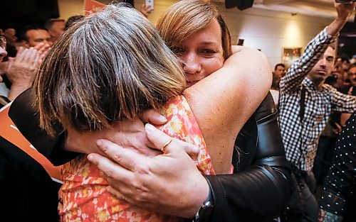 JOHN WOODS / FREE PRESS
Leila Dance hugs her mother Pat as she wins the Elmwood-Transcona by-election Monday, September 16, 2024. 

Reporter: chris