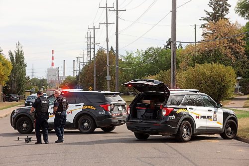 16092024
Brandon Police Service members responded to a mental health crisis on Lorne Avenue East, closing a block of the avenue early Monday afternoon. According a statement released by BPS, the incident was resolved safely.
(Tim Smith/The Brandon Sun)