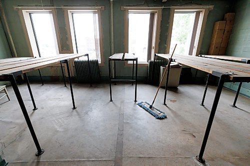 MIKE DEAL / FREE PRESS
A broom leans against a tables that would have been used to package up orders for distribution.
Nutty Club office building at 149 Pioneer Ave, where everything is getting ready to be put up for auction.
240910 - Tuesday, September 10, 2024.