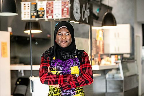 MIKAELA MACKENZIE / WINNIPEG FREE PRESS

Ganiyat Oyesomi-Daibu in her Chinese restaurant, Wang Dao Bistro, in Morden on Wednesday, Sept. 11, 2024. 

For AV story.
Winnipeg Free Press 2024