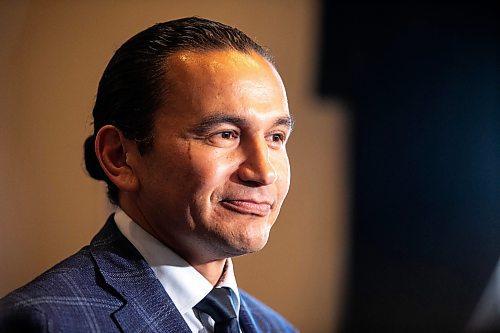 MIKAELA MACKENZIE / WINNIPEG FREE PRESS

Premier Wab Kinew defends the NDP caucus&#x573; decision to oust MLA Mark Wasyliw at the Manitoba Legislative Building on Tuesday, Sept. 17, 2024.

For Carol story.
Winnipeg Free Press 2024