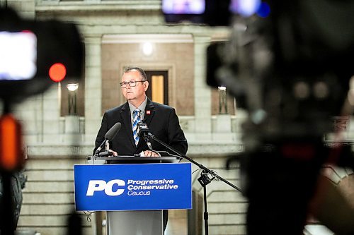 MIKAELA MACKENZIE / WINNIPEG FREE PRESS

Interim Progressive Conservative Leader Wayne Ewasko speaks to media after calling for a third-party investigation into &#x4b3;erious allegations&#x4e0;of bullying and harassment by Kinew from ousted MLA Mark Wasyliw at the Manitoba Legislative Building on Tuesday, Sept. 17, 2024.

For Carol story.
Winnipeg Free Press 2024