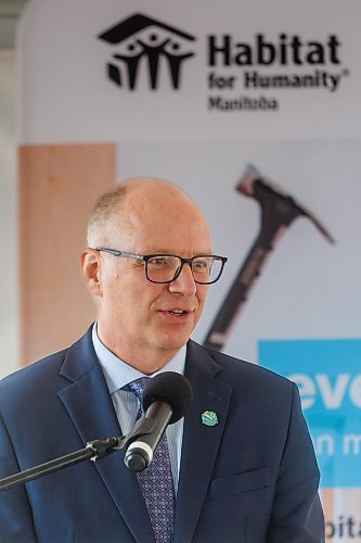 MIKE DEAL / FREE PRESS
Mayor Scott Gillingham speaks during a ceremony where Habitat for Humanity Manitoba handed over keys to the first fifteen of 55 families that will be living in the Pandora Avenue West development in Transcona. 
Reporter: Aaron Epp
240918 - Wednesday, September 18, 2024.