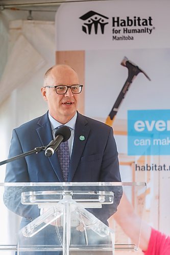 MIKE DEAL / FREE PRESS
Mayor Scott Gillingham speaks during a ceremony where Habitat for Humanity Manitoba handed over keys to the first fifteen of 55 families that will be living in the Pandora Avenue West development in Transcona. 
Reporter: Aaron Epp
240918 - Wednesday, September 18, 2024.