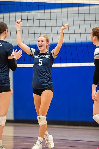 BROOK JONES / FREE PRESS
The Lord Selkirk Royals varsity girls volleyball team earned a victory over the visiting Mennonite Brethren Hawks in three straight sets (25-9, 25-11, 25-12-) in KPAC Tier 1 volleyball action at the Sellkirk Comp in Selkirk, Man., Wednesday, Sept. 18, 2024. Pictured: Selkirk Royals Paige Whiteside shows her enthusiasm.