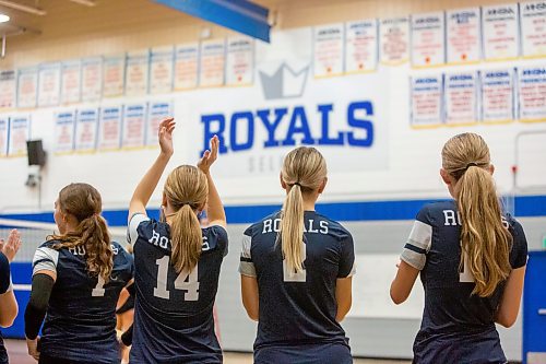 BROOK JONES / FREE PRESS
The Lord Selkirk Royals varsity girls volleyball team earned a victory over the visiting Mennonite Brethren Hawks in three straight sets (25-9, 25-11, 25-12-) in KPAC Tier 1 volleyball action at the Sellkirk Comp in Selkirk, Man., Wednesday, Sept. 18, 2024. Pictured: Players with the Selkirk Royals cheer on their teammates during first set action.