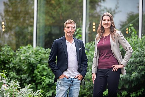 MIKAELA MACKENZIE / WINNIPEG FREE PRESS

Roy McLaughlin (left) and Loretta Kulchycki, who founded the Manitoba Association of Artificial Intelligence Professionals together, on Thursday, Sept. 19, 2024.

For Martin Cash story.
Winnipeg Free Press 2024