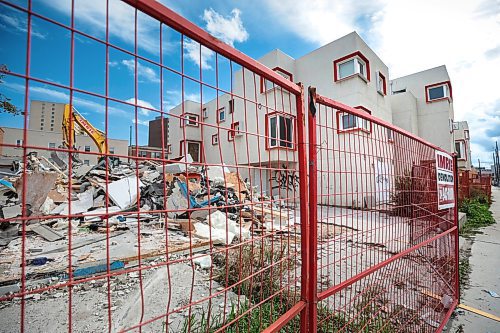 Ruth Bonneville / Free Press

Local - 575 Balmoral demo

A former low-income housing complex called, Centre Village and  built in 2010 for low-income families, is being torn down Thursday. 


Sept 19th,  2024L