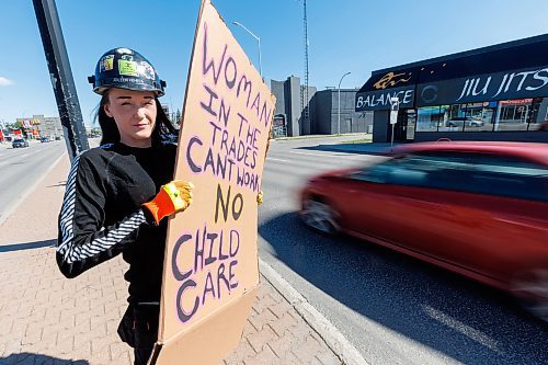 MIKE DEAL / FREE PRESS
Arleen Kehler, a single mom in the trades says she was forced to leave her job earlier this year and go on EIA because she wasn&#x2019;t able to find accessible care before and after school for her three kids. She said she gets so frustrated, she&#x2019;s gone out on Portage with her hard hat and a sign that says women in trades can&#x2019;t work. 
Reporter: Malak Abas
240920 - Friday, September 20, 2024.