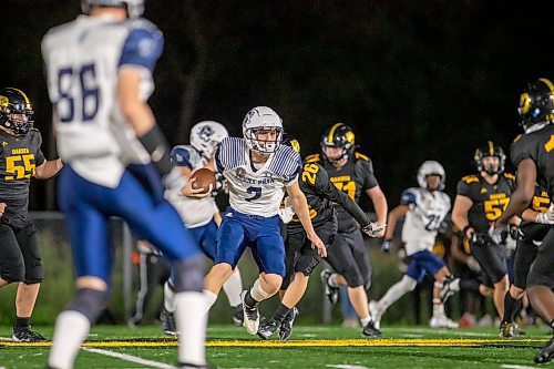 BROOK JONES / FREE PRESS
The Dakota Lancers host the visiting Grant Park Pirates in AAAA South East Winnipeg High School Football League action at Dakota Collegiate in Winnipeg, Man., Thursday, Sept. 19, 2024.