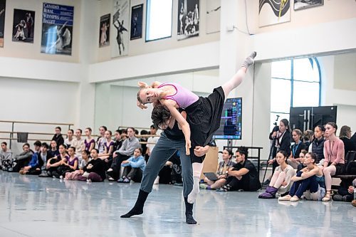 MIKAELA MACKENZIE / WINNIPEG FREE PRESS

Royal Winnipeg Ballet dancers Josh Hidson and Julianna Generoux rehearse &#x161;&#x25b;gat&#x259;m on Friday, Sept. 20, 2024. Choreographed by Cameron sink&#x2b7;&#x259; Fraser-Monroe, the piece will premiere at New York&#x2019;s Fall for Dance Festival next week.

For &#x2014; story.
Winnipeg Free Press 2024