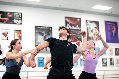 MIKAELA MACKENZIE / WINNIPEG FREE PRESS

Royal Winnipeg Ballet dancer Logan Savard rehearses &#x161;&#x25b;gat&#x259;m on Friday, Sept. 20, 2024. Choreographed by Cameron sink&#x2b7;&#x259; Fraser-Monroe, the piece will premiere at New York&#x2019;s Fall for Dance Festival next week.

For &#x2014; story.
Winnipeg Free Press 2024