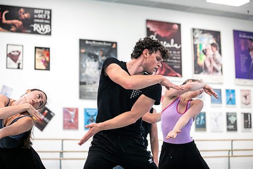 MIKAELA MACKENZIE / WINNIPEG FREE PRESS

Royal Winnipeg Ballet dancer Logan Savard rehearses &#x161;&#x25b;gat&#x259;m on Friday, Sept. 20, 2024. Choreographed by Cameron sink&#x2b7;&#x259; Fraser-Monroe, the piece will premiere at New York&#x2019;s Fall for Dance Festival next week.

For &#x2014; story.
Winnipeg Free Press 2024