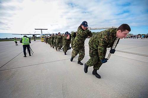 Ruth Bonneville / Free Press

Standup  -  Plane Pull

Photo of the 402 Sqn. RCSY NW (Regional Cadet Support Unit (Northwest), give it all they have as they pull an Airbus CC-330 Husky plane along the 17 Wing tarmac during the Plane Pull Friday. 

17 Wing Winnipeg hosts GCWCC Plane Pull Friday featuring 21 teams with 25 people in each team.  
        
The GCWCC Plane Pull is a charitable event held in support of United Way Winnipeg, where representatives from United Way, members of 17 Wing Winnipeg, and teams from the local community compete in timed pulls of military aircraft and equipment.


Sept 20th,  2024L