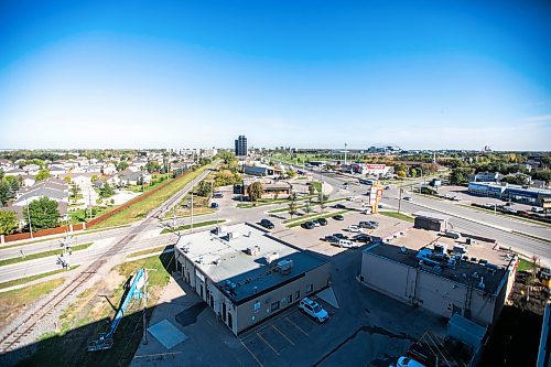 MIKAELA MACKENZIE / WINNIPEG FREE PRESS
	
The view from the eighth floor of The Bolt, a luxury apartment block on Pembina, on Tuesday, Sept. 24, 2024. 

For Aaron Epp story.
Winnipeg Free Press 2024