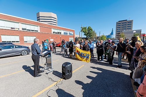 MIKE DEAL / FREE PRESS
Chris Scott, ATU President, speaks as a number of people gather for a rally in the parking lot beside Union Centre, 275 Broadway, to demand equal rights, permanent resident status for all migrants, and to reject racist scapegoating related to housing, healthcare, and affordability crises.
Reporter: Carol Sanders
240924 - Tuesday, September 24, 2024.